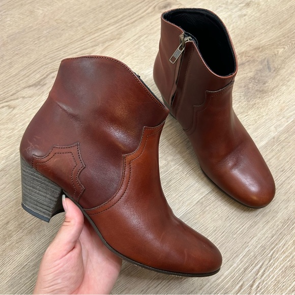 Isabel Marant Dicker Western Style Ankle Boots in Cognac Leather 38/8 - Picture 1 of 16
